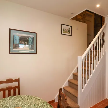 The Gardener's Cottage, Hall 度假居