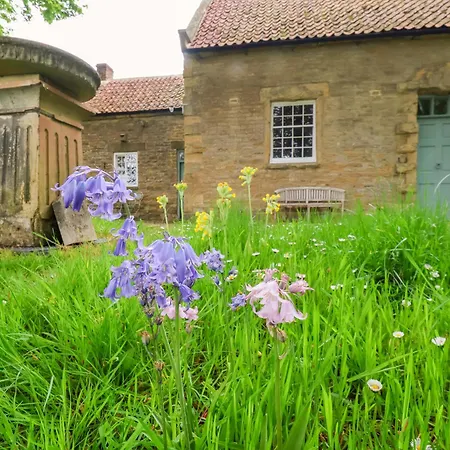 度假居 The Gardener's Cottage, Hall *